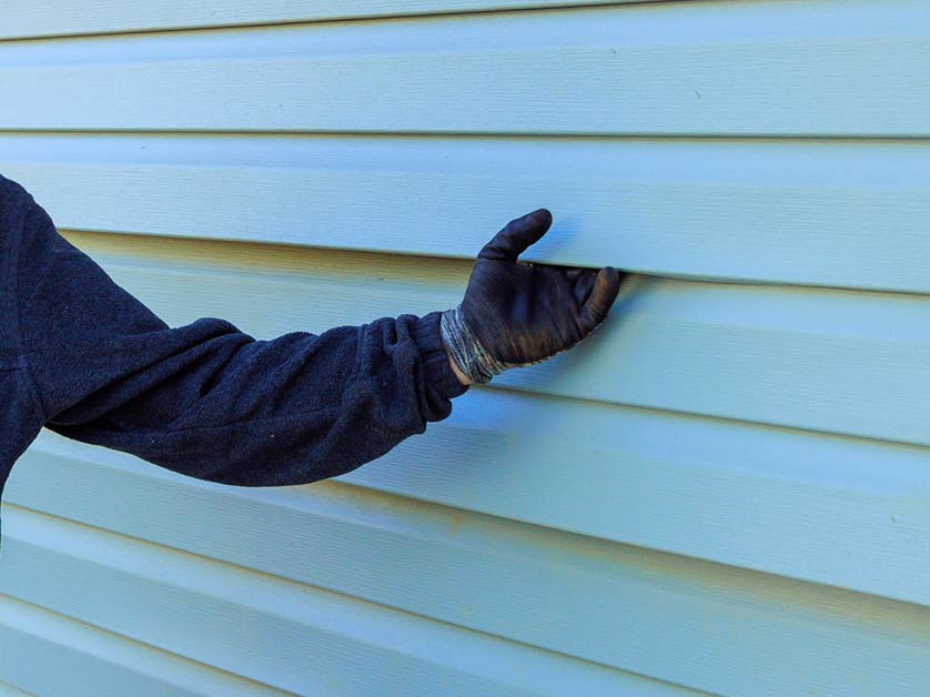 Why You Should Address Structural Issues Before Siding Replacement